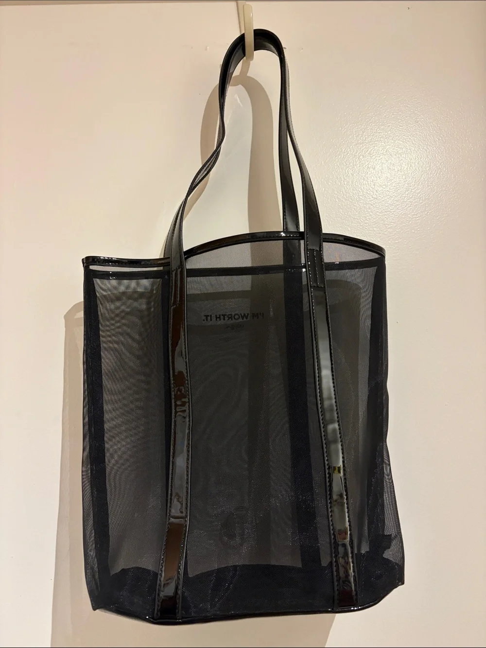 L’ Oreal “I'm Worth It” Black Mesh Tote Bag
